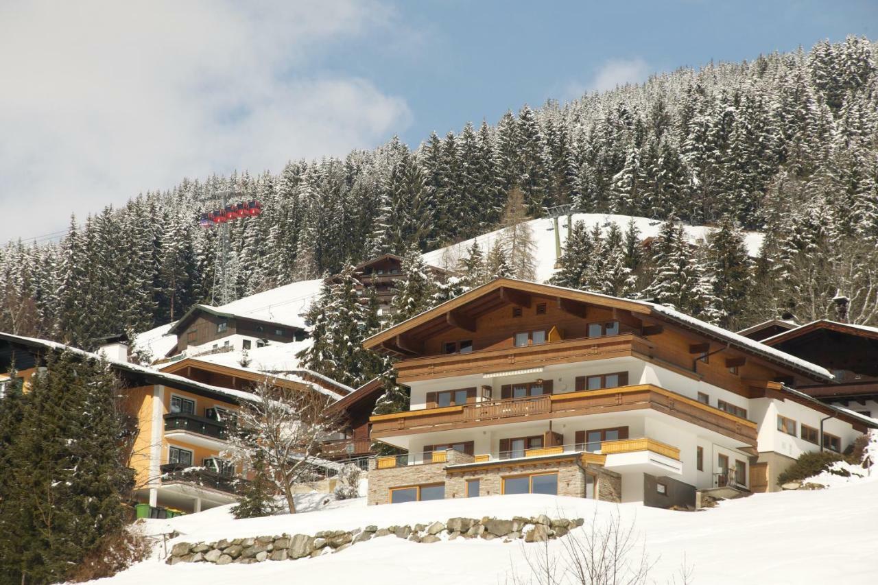 Schoene Aussicht Saalbach-Hinterglemm