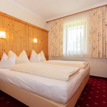 Appartement Schoene Aussicht Saalbach-Hinterglemm Exterior photo