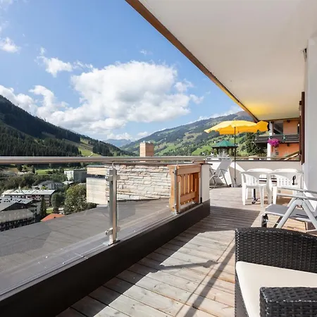 Appartement Schoene Aussicht Saalbach-Hinterglemm Exterior photo