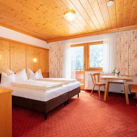 Appartement Schoene Aussicht Saalbach-Hinterglemm Exterior photo