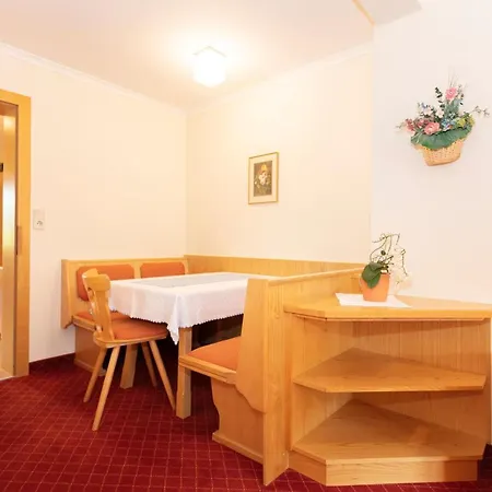 Appartement Schoene Aussicht Saalbach-Hinterglemm Exterior photo